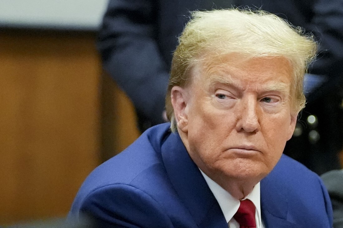トランプ氏の立候補を認めた米最高裁の判決を米国民の56%が支持しているとする調査結果が報告された/Mary Altaffer/AFP/POOL/Getty Images